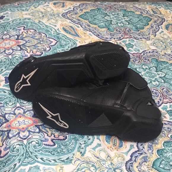 SOLD!!! Fully armored Alpinestar riding shoes - Picture 5 of 6